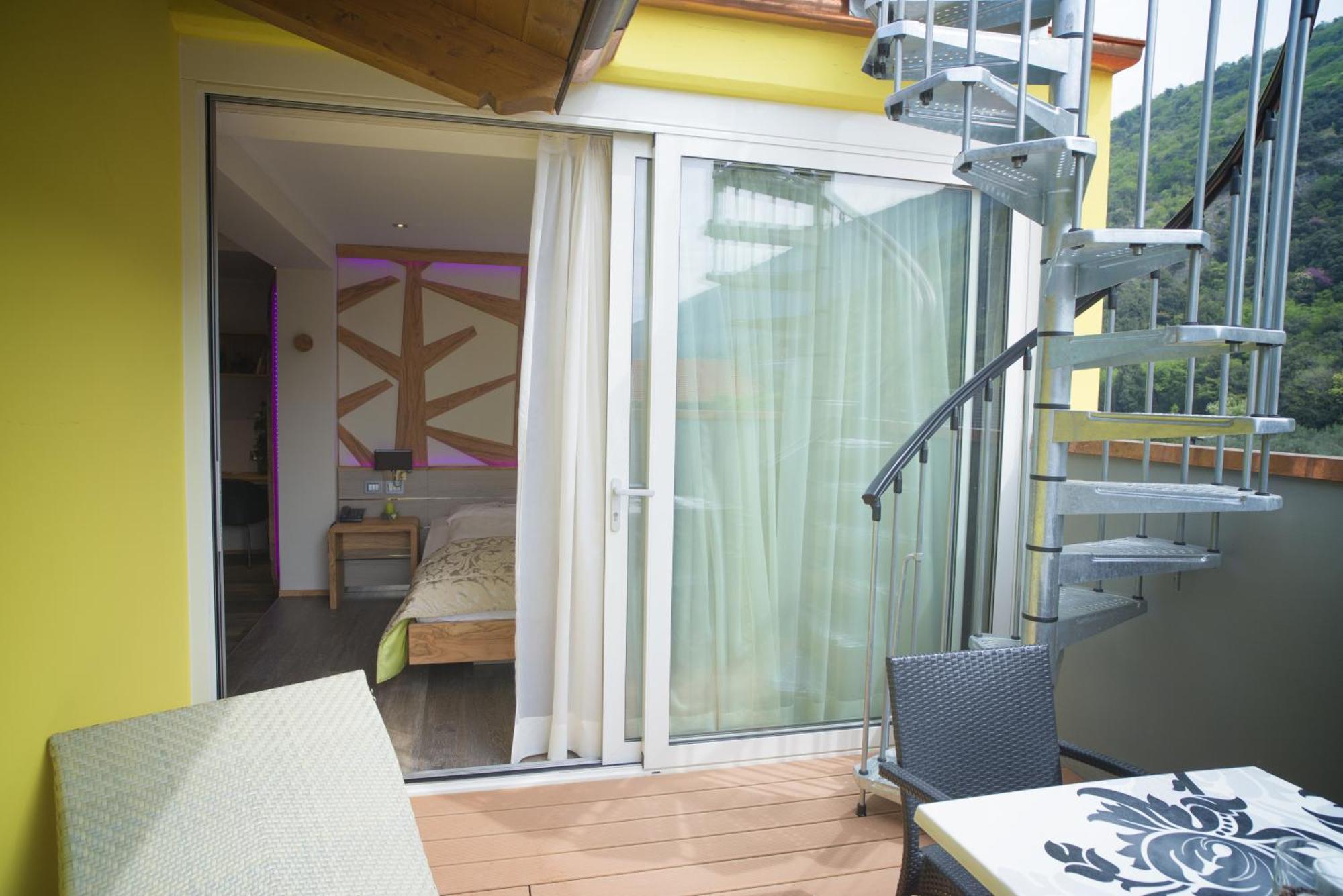 Aktivhotel Santalucia Torbole Sul Garda Room photo