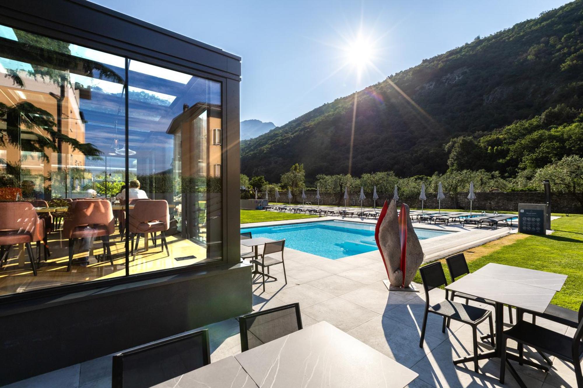 Aktivhotel Santalucia Torbole Sul Garda Exterior photo