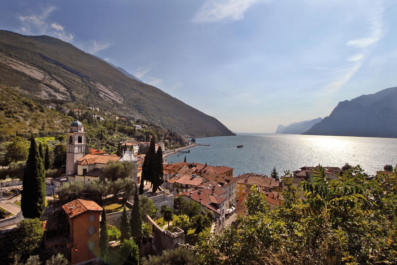 Aktivhotel Santalucia Torbole Sul Garda Exterior photo